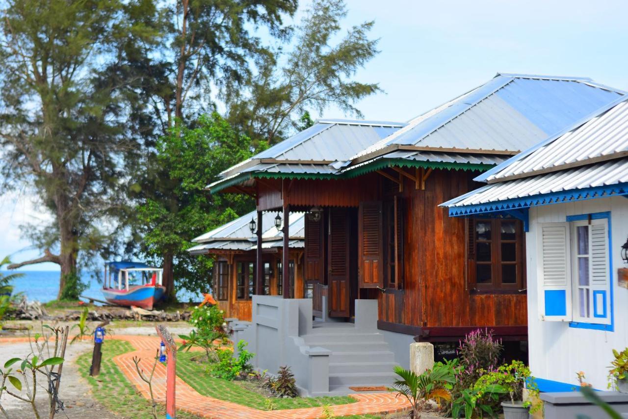 Rock&Wreck Dive Resort Tanjungbinga Exterior foto