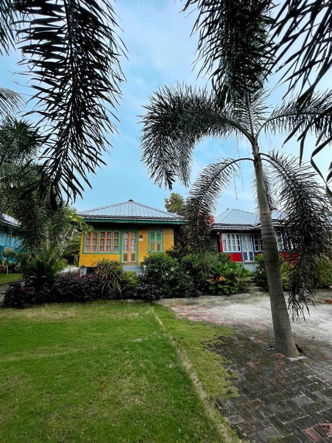 Rock&Wreck Dive Resort Tanjungbinga Exterior foto