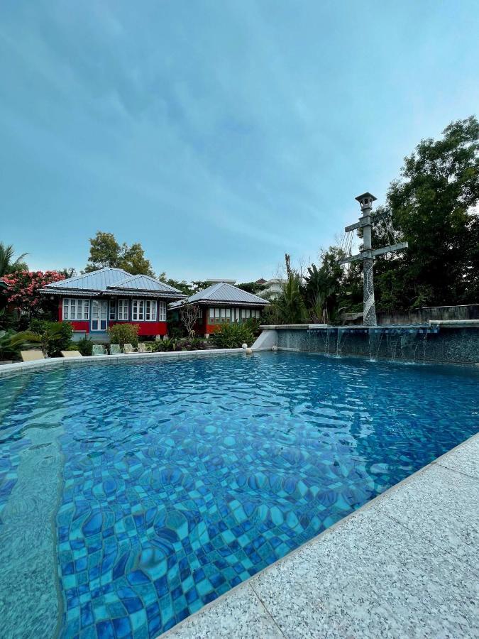 Rock&Wreck Dive Resort Tanjungbinga Exterior foto